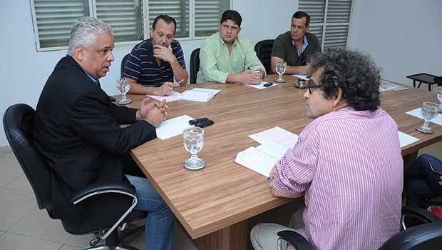 Radialista Alison Maia: “Caldas Novas parece Shangri-la na propaganda do prefeito. Mas há problemas históricos lá” | Foto: Renan Accioly/Jornal Opção