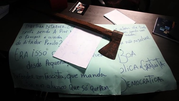 "Disseram que desocuparam, mas que vão retornar e que ficássemos espertos, porque aqui eles mandam”, lamentou a diretora | Foto: Divulgação