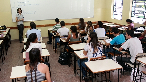 Hoje se investe R$ 4 bilhões por ano na Educação. É o maior orçamento do Estado. São 25% da receita aplicados na Educação” | Foto: Fernando Leite/ Jornal Opção