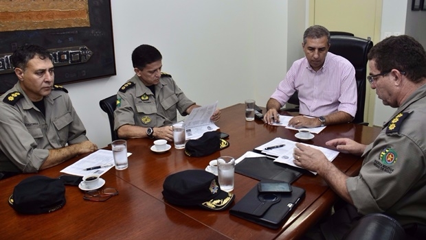 gabiente-jose-eliton-coroneis-pm-reuniao-tolerancia-zero