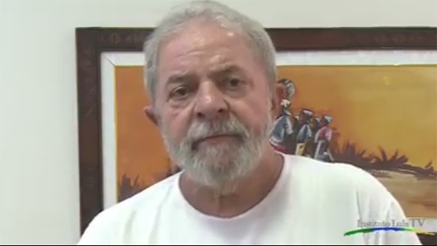 Lula da Silva em vídeo para militantes e sem citar escândalos: “Erramos e temos de pagar pelos nossos erros”