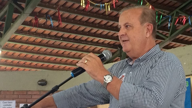 Prefeito de Goiânia, Paulo Garcia (PT), em discurso durante Dia Nacional de Mobilização contra o Zika em Goiânia| Foto: Larissa Quixabeira / Jornal Opção