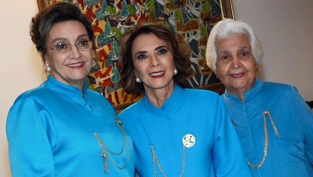 Presidente da Aflag, Maria Elizabeth Fleury Teixeira; secretária Raquel Teixeira; e a musicista Maria Lucy Veiga Teixeira | Foto: reprodução / Facebook