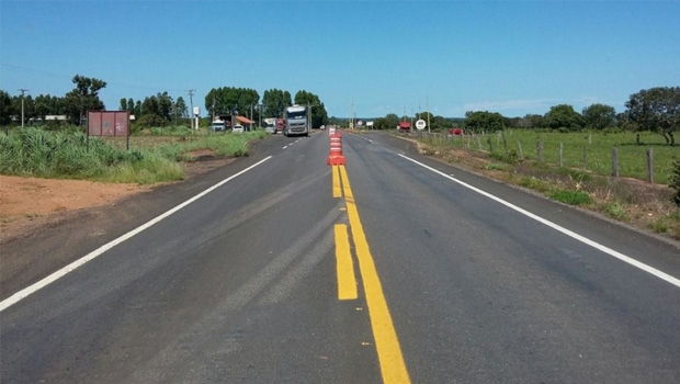Obra na rodovia TO-342 custou R$ 3,5 milhões: importante via no escoamento da produção e na interligação com a BR-153 | Foto: Divulgação