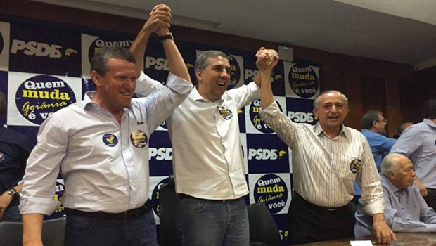 Anselmo e Vecci foram recebidos com festa pela militância do partido | Foto: Marcelo Gouveia