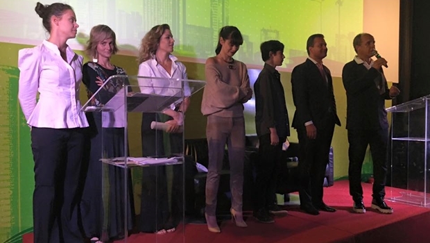 Diretora do Jornal Opção, Patrícia Moraes Machado; empresária Julliana Araújo; perfumista Leonora Rocha Lima; designer Eleonora Hsiung; escritor Hector Ângelo; superintendente do Sebrae-GO, Igor Montenegro; e o organizador do evento, Marcus Vinícius Queiroz 