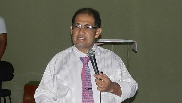 Elismar Veiga elismar-veiga