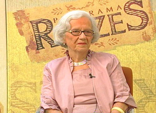 Lena Castello Branco 2 180491_105231029552515_6503822_n