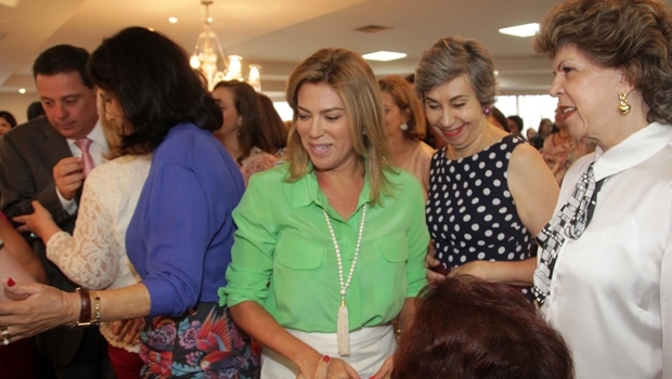 Primeira-dama Valéria Perillo lançou, ao lado do governador Marconi Perillo (PSDB), campanha para incentivar as mulheres a denunciar os crimes de violência dos quais são vítimas | Foto: Marco Monteiro