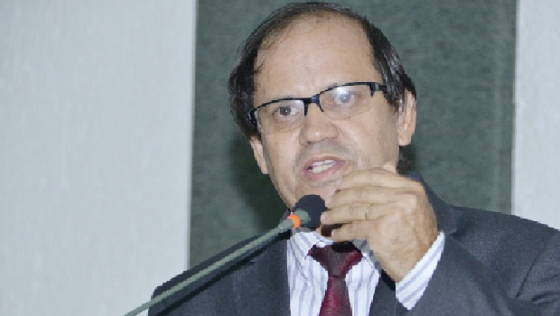 Deputado Eli Borges: “Essa discussão é apenas para o ambiente familiar”