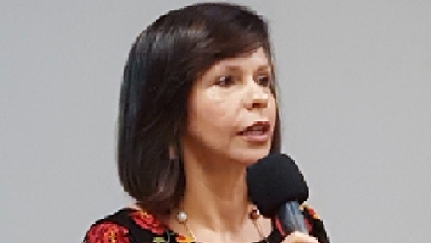 Deputada Professora Dorinha: “Acesso deve ser público”