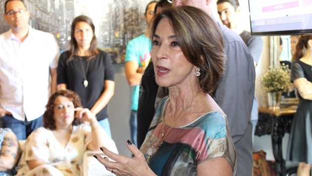 Secretária Raquel Teixeira parabeniza trabalho continuado de 18 anos de Bananada e sua importância para a cultura goiana | Foto: Bruna Aidar/ Jornal Opção