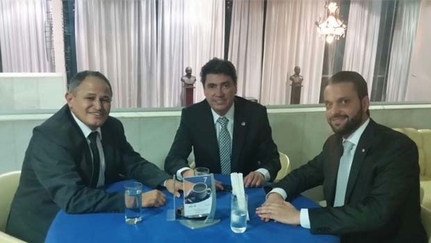 Carlos Antônio, Wilder Morais e Alexandre Baldy: união para derrotar o PT de Anápolis