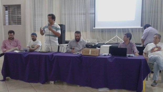 Marcelo Canedo, do Insttuto Cidade, Jorge Hércules, do Ilogu, o secretário Juruna, vereador Paulo Magalhães (PSD), o gestor Altamiro Fernandes e o arquiteto Luiz Fernando Cruvinel fizeram parte da mesa da segunda audiência pública | Foto: Augusto Diniz