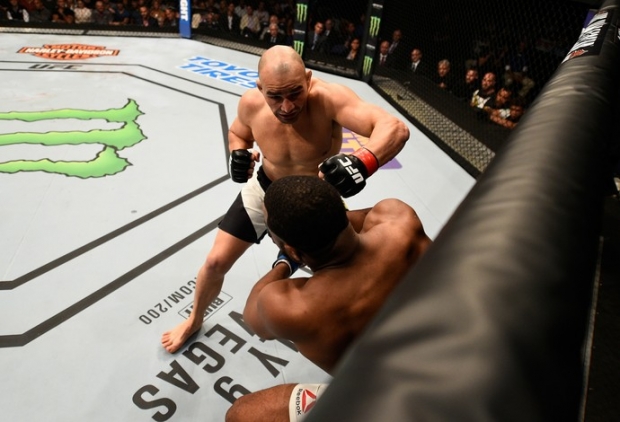 Glover Teixeira derrota Rachad Evans glover_jY2P2Hg