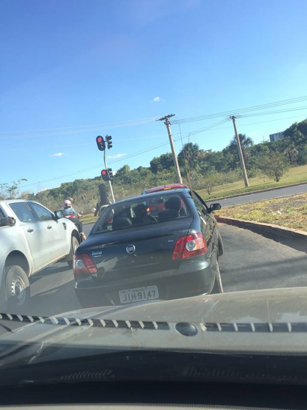 Iuri foto de brasilia de 16 de abril de 2016 12992302_1000722366671073_1976761788_n