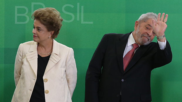 Dilma Rousseff e Lula da Silva: a presidente está praticamente no fim, e não tem salvação política, mesmo que continue no poder. O segundo ainda tem algum futuro, mas precisa trabalhar para reverter o discurso do ódio que agora volta-se contra ele próprio. O ex-presidente parece não perceber sua grandeza histórica | Foto Lula Marques/Agência PT