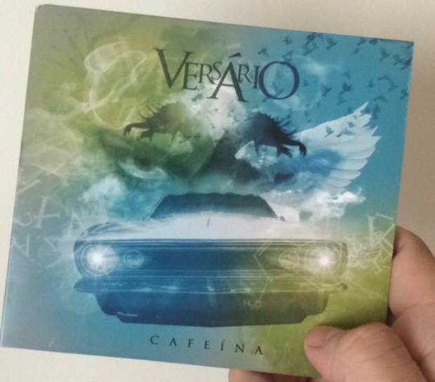 Capa do disco na versão lançada em CD, que foi vendido a R$ 10 no show de lançamento |Foto: Reprodução/Facebook