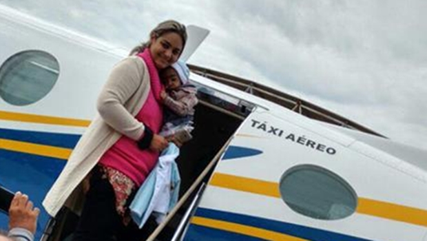 Aline e Davi partiram de Goiânia nesta quarta-feira (28/4) | Foto: Reprodução / Facebook