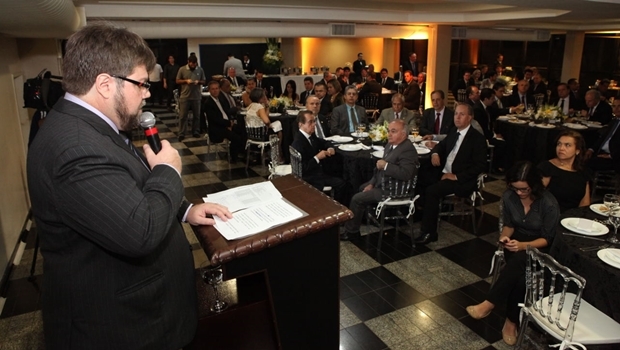 Presidente da Acieg, Euclides Barbo, discursa no evento | Foto: Edmar Wellington