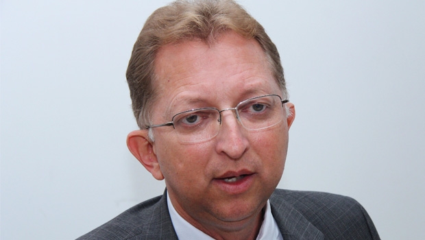 João Campos: “Dos 17 deputados federais goianos, só dois não apoiam o impeachment, Rubens Otoni, do PT, e Flávia Morais, do PDT”