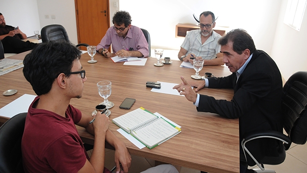 Prefeito João Gomes: “Vou pedir às pessoas ligadas ao deputado Carlos Antonio para deixarem o nosso governo"