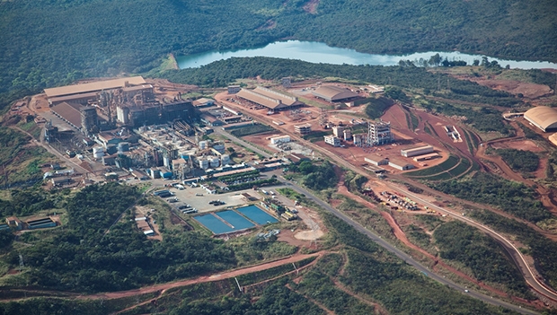 O grupo Votorantim modernizou Niquelândia, mas fechou as portas e demitiu quase 2 mil trabalhadores | Foto: Paulo Vitale