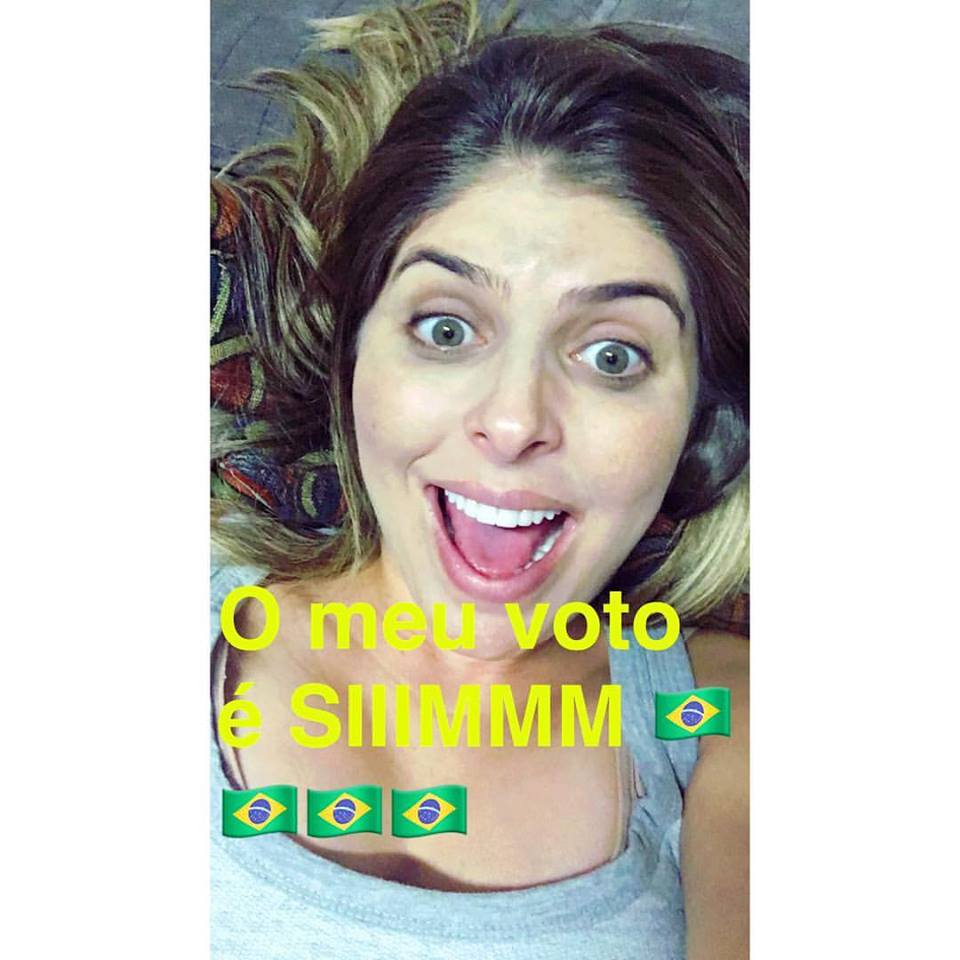 Andressa Mendonça e o impeachment 12991039_1702469859994315_2827704387461395599_n