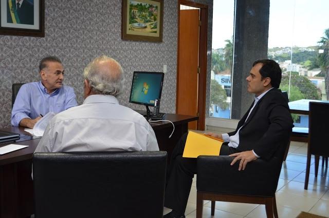 Claudio Braga Lima promotor de justiça em catalão
