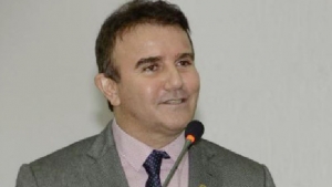Eduardo Siqueira Campos, gestão 1993-1996