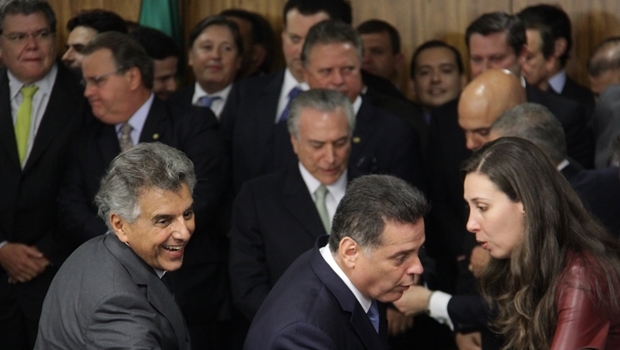 Governador durante a posse de Temer