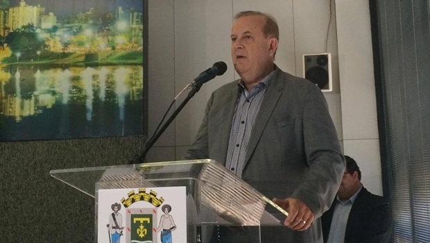 Prefeito Paulo Garcia durante apresentação da programação da Tocha Olímpica em Goiânia | Foto: Larissa Quixabeira 