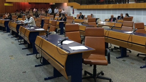 plenario-vazio-camara-municipal (2)