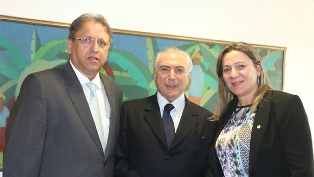 Marcelo Miranda, Michel Temer e Dulce Miranda: primeira reunião oficial com o presidente interino  | Foto: Divulgação