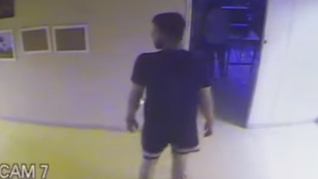 Estudante teria alterado o posicionamento da câmera de segurança dias antes da denúncia do suposto crime | Foto: Reprodução / PC