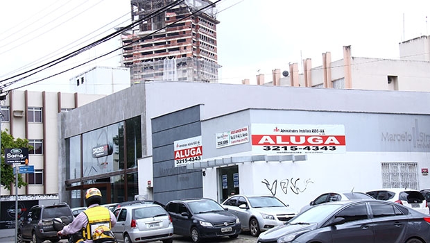 Empresas fecham e causam demissões: de janeiro a maio, foram quase 300 mil organizações formais a menos no País | Foto: Fernando Leite