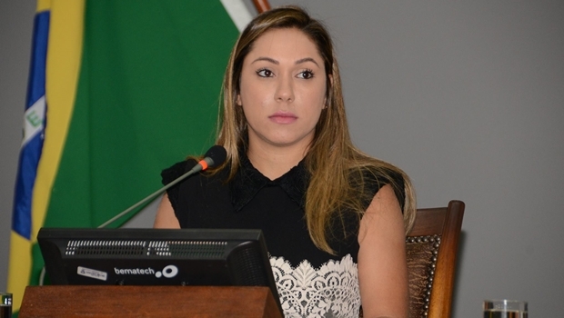 luana-ribeirot-deputada-tocantins-foto-facebook-OK