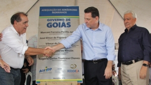 Governador Marconi Perillo (PSDB) entrega obras do Aeródromo | Foto: Divulgação Gabinete Imprensa