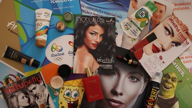 Catálogos e venda direta: Origem comum e, até hoje, receita do crescimento da indústria cosmética | Foto: Bruna Aidar