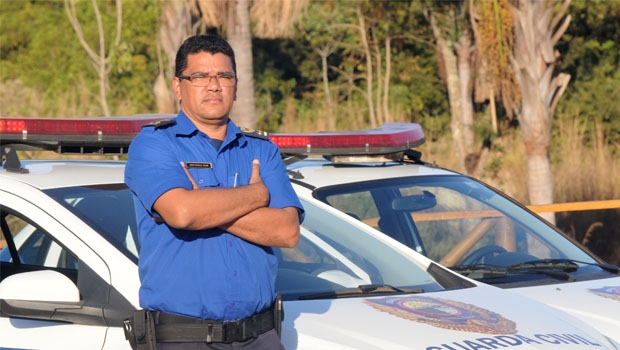 Diretor da Guarda Municipal, comandante Engle diz que trabalha para que a população se sinta cada vez mais protegida | Foto: Renan Accioly