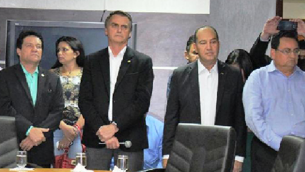 Osires Damaso, Bolsonaro, Pastor Everaldo e João Campos: com os evangélicos | Foto: Divulgação