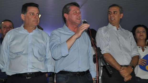 O governador Marconi Perillo (PSDB) e o vice-governador José Eliton (PSDB) defenderam Giuseppe Vecci (PSDB) como candidato da base | Foto: Goiano Sidney