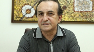 Goiano Edival Lourenço, cujo livro está sendo traduzido para a língua inglesa, faz parte da edição de julho da “Words without Borders” | Renan Accioly/Jornal Opção