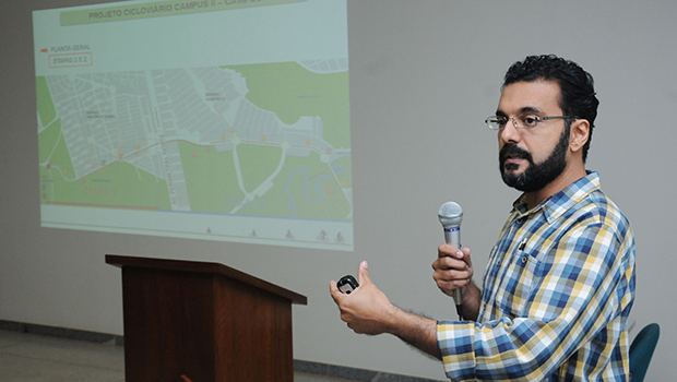  Fernando Chapadeiro: “Quanto mais vias, mais carros” | Foto:  Renan Accioly/jornal Opção