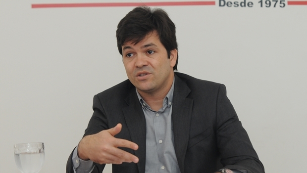 Secretário de Saúde Fernando Machado (PMDB) é investigado na Operação SOS Samu | Foto: Renan Acciolly / Jornal Opção