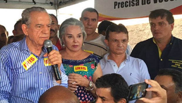 Iris Rezende, durante evento em que anunciou a "aposentadoria política" | Foto: Alexandre Parrode/Jornal Opção