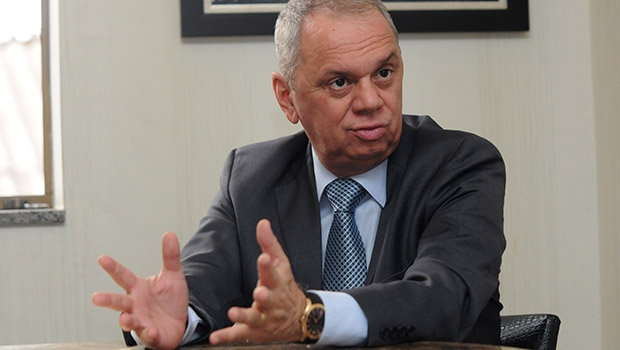Advogado Miguel Cançado: “Acho positivo que se legalize, já que a atividade existe”