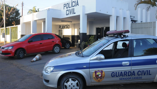 Delegacia fica aberta 24 horas com pagamento de horas extras a uma equipe da Polícia Civil ao custo de R$ 30 mil mensais | Foto: Renan Accioly