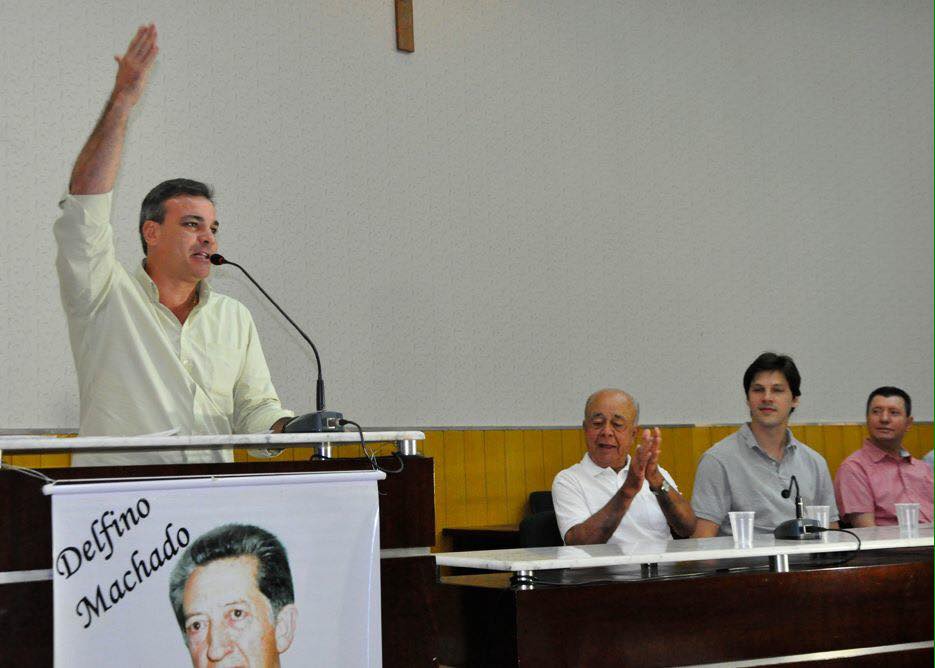 Eládio Carnero 1 13245492_128081000936115_6563117970877882675_n