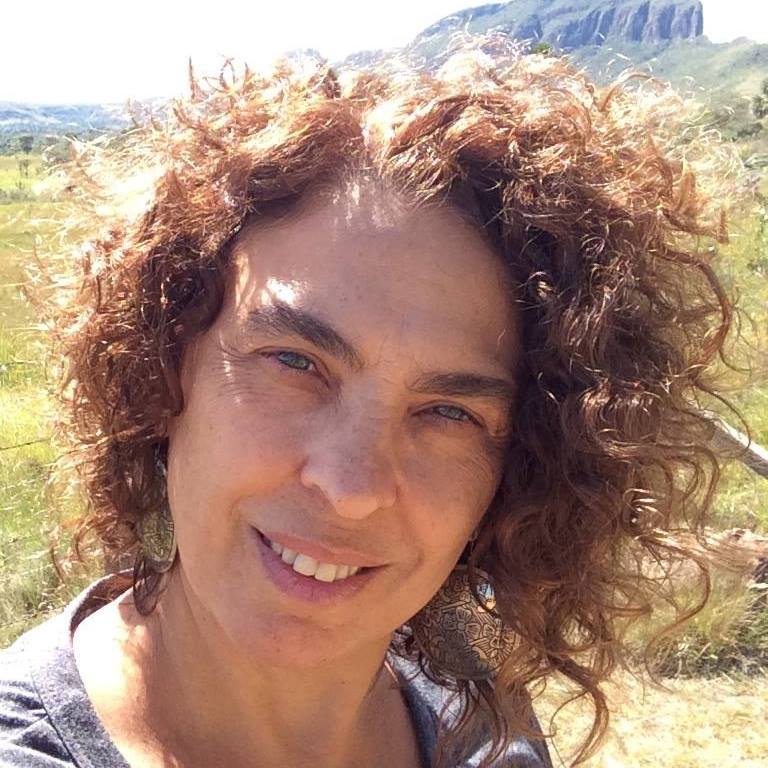 Helena Bagnoli: jornalista que dirige a renascida revista “Bravo!”